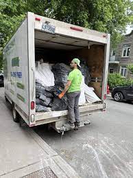 Best Moving and Downsizing Cleanouts  in Flying Hills, PA